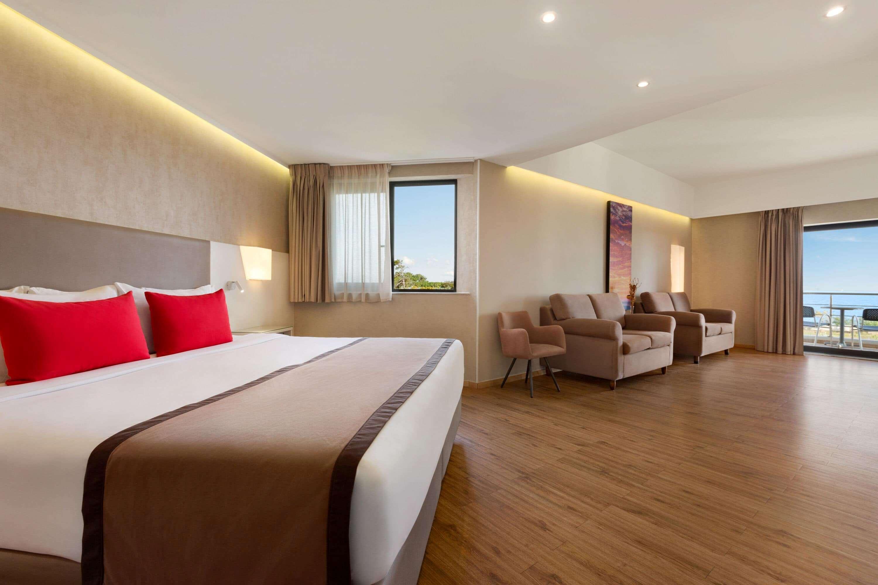 Ramada Plaza By Wyndham Thraki Hotel Alexandroupoli Exterior photo Suite