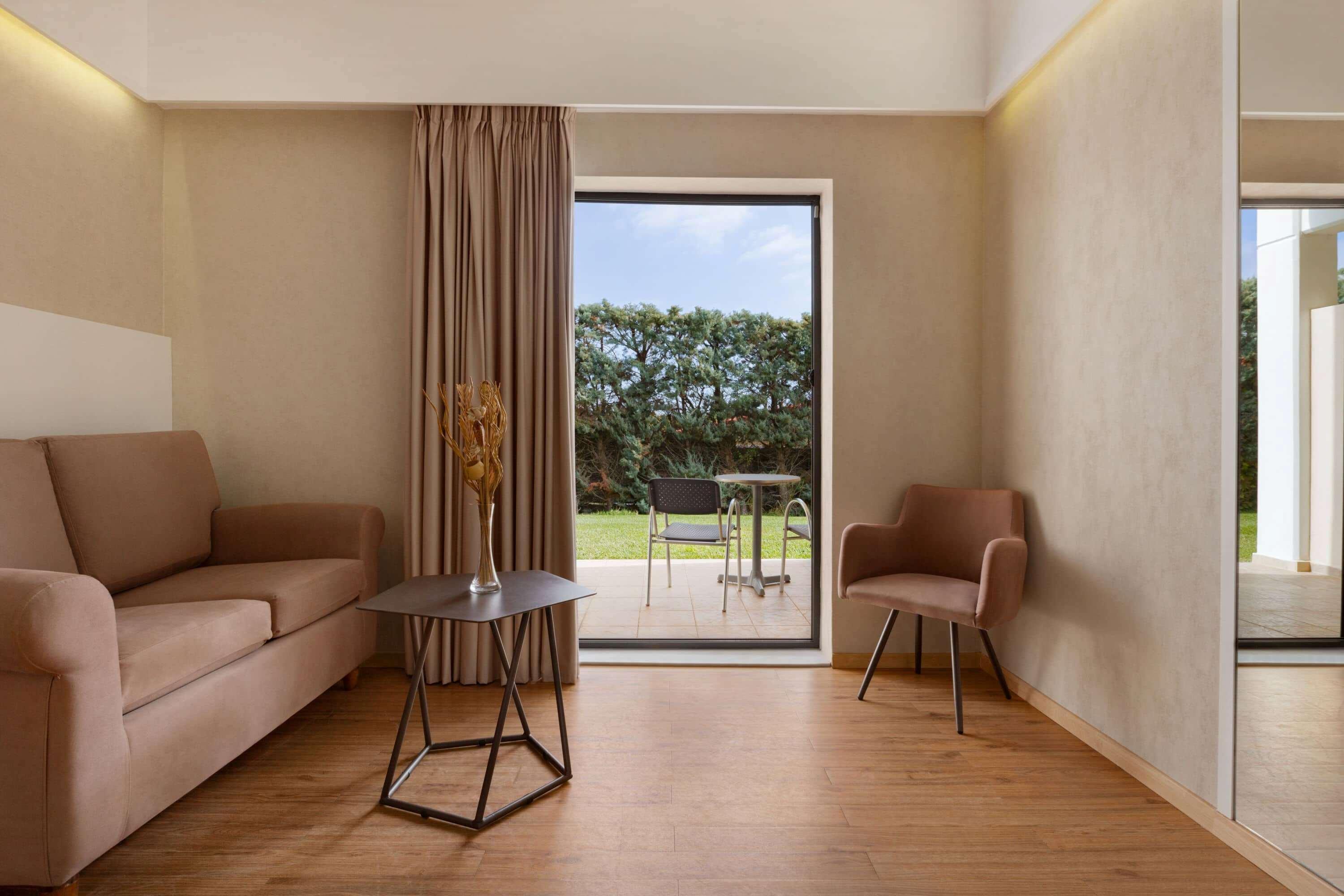 Ramada Plaza By Wyndham Thraki Hotel Alexandroupoli Exterior photo A room at the hotel