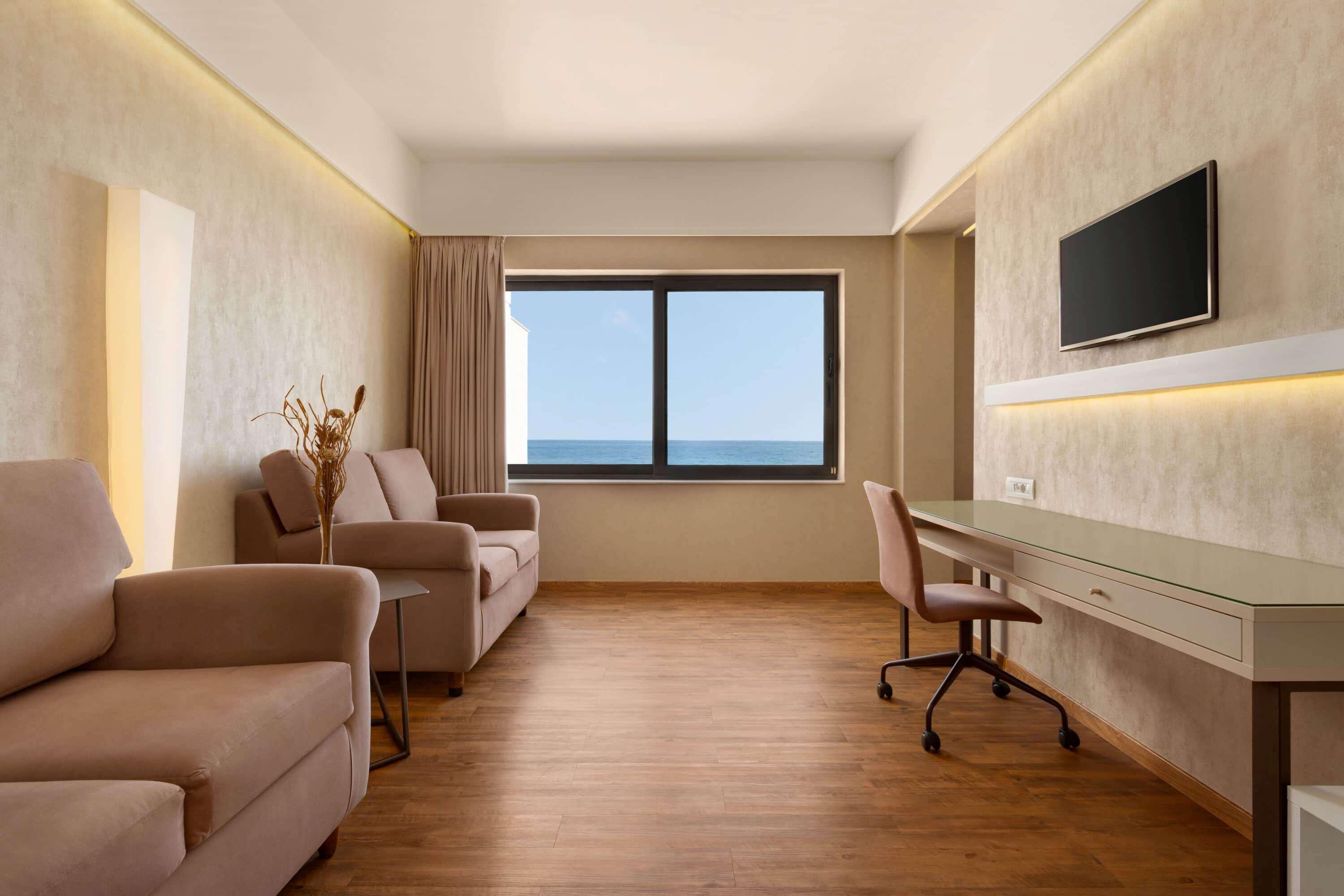 Ramada Plaza By Wyndham Thraki Hotel Alexandroupoli Exterior photo A room at the hotel